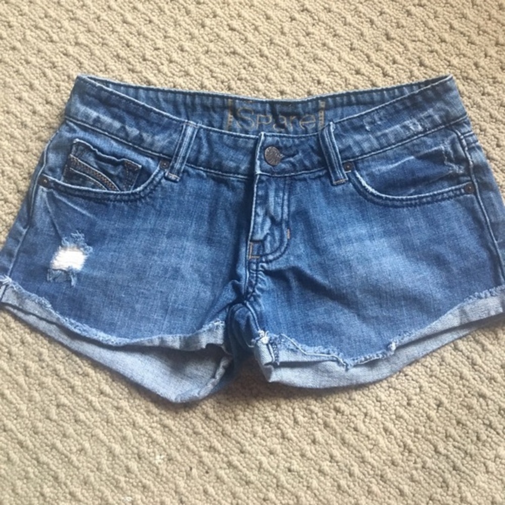 Spare Jean shorts; size 3